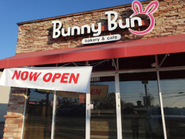 Bunny Bun Bakery Cafe outside