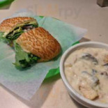 Stuffed Inn Comida