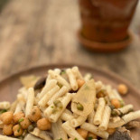 Date & Thyme Comida