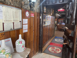 Restaurante Retiro dos Caçadores inside