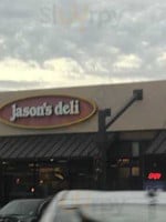Jason's Deli outside