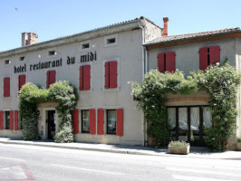 Restaurant la Renaissance Saint Ferreol outside