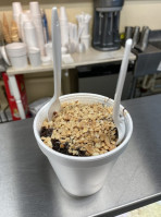 Scoops In Bloomfield food