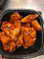 C R Wings food