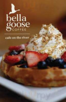 Bella Goose Coffee Wisconsin Dells Cafe On The River food