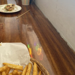 Micks Cafe Dentro