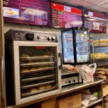 Mac Inez Caribbean Cuisine Dentro