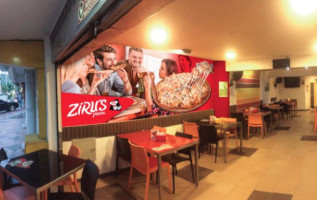 Ziru's Pizza food