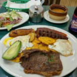Luca's Comida