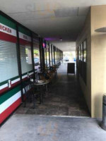 Finos Italian Bistro outside