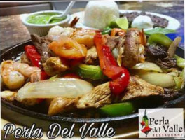 Perla Del Valle food