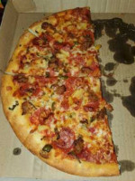 Steph's Pizza food