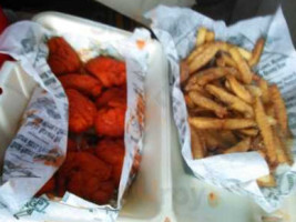 Wingstop inside