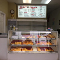 Donut Palace food