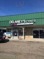 Delaney's Diner outside