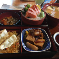 Makoto Bento food