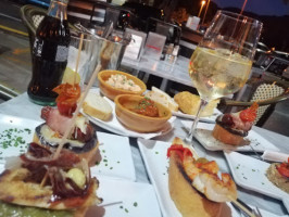 El Barracon De Las Tapas food