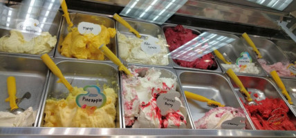 Francesco's Gelato food