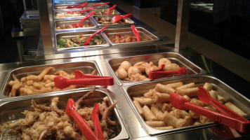 Ye's Buffet food