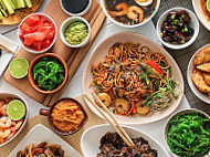Yi Jia Qin Noodle House  food