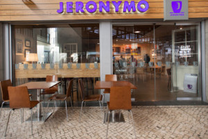 Jeronymo Cafe Estacao Cais Do Sodre inside