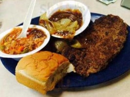 Vandy's -b-q food