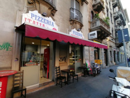 Pizza Leone food