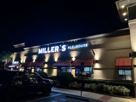 Miller's Ale House Kissimmee outside