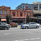 The Oyster Bar outside