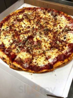 Toarmina's Pizza food