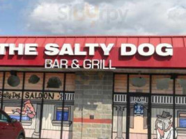 The Salty Dog outside