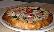 Pizzeria Dea Bendata food