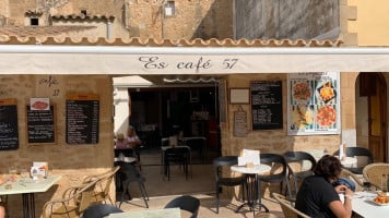 Es Cafe 57 food