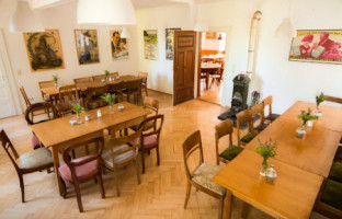 Krone Alt Hoheneck Das Gasthaus Mit Festsaal Am Neckar inside