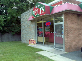 Pizza Boli's outside