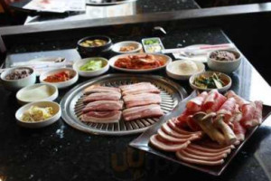 Palace Korean Bbq food