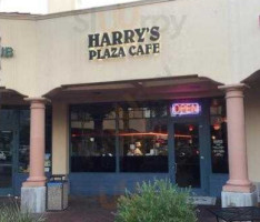 Harry's Plaza Cafe outside