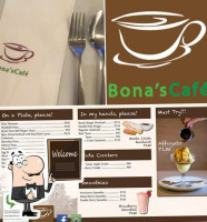 Bona's Cafe food