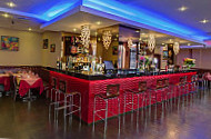 Erebuni Restaurant, Bar Lounge inside