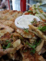 Souvlaki Gyromania food