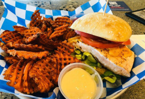 Gibb's Garage And Grille food