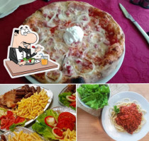 Pizza Grill Kapuciner food