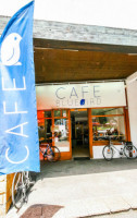 Rider Cafe outside