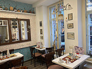 Cafe & Flambee Potsdam food