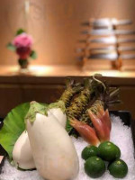 Sushi Ayumu food