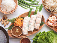 Jīng Diǎn Yuè Nán Měi Shí food