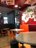 Kfc Mostoles inside