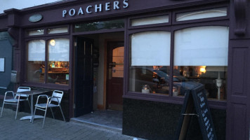 Poacher's inside