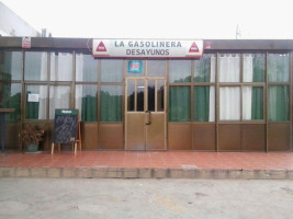 La Gasolinera Zahinos outside