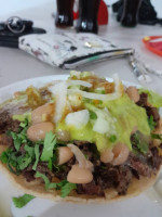 Tacos El Volcán food